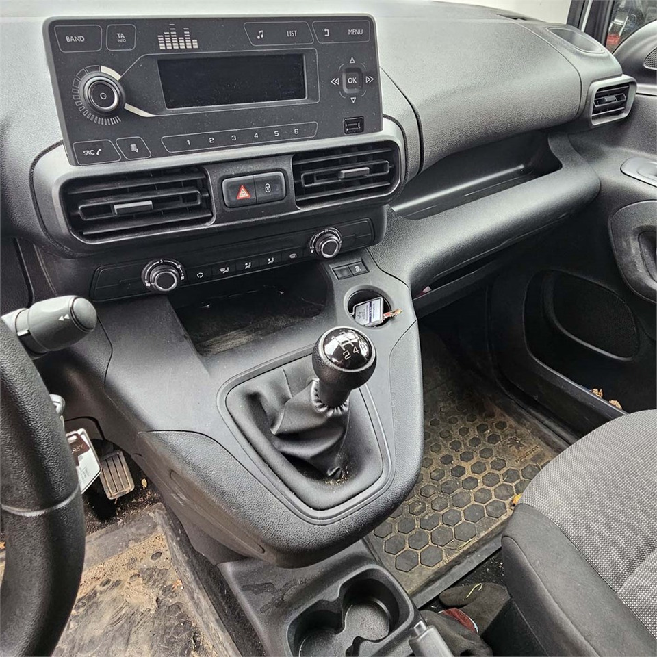 紧凑型面包车 Peugeot Partner 1,5 Blue HDI 100 L1:图12 紧凑型面包车 Peugeot Partner 1,5 Blue HDI 100 L1:图12