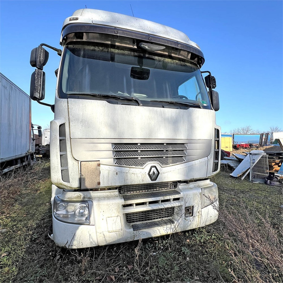 Renault 410 DXI Premimium - 驾驶室底盘卡车:图3 Renault 410 DXI Premimium - 驾驶室底盘卡车:图3