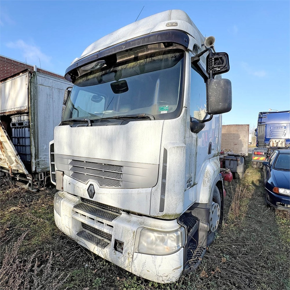 Renault 410 DXI Premimium - 驾驶室底盘卡车:图4 Renault 410 DXI Premimium - 驾驶室底盘卡车:图4