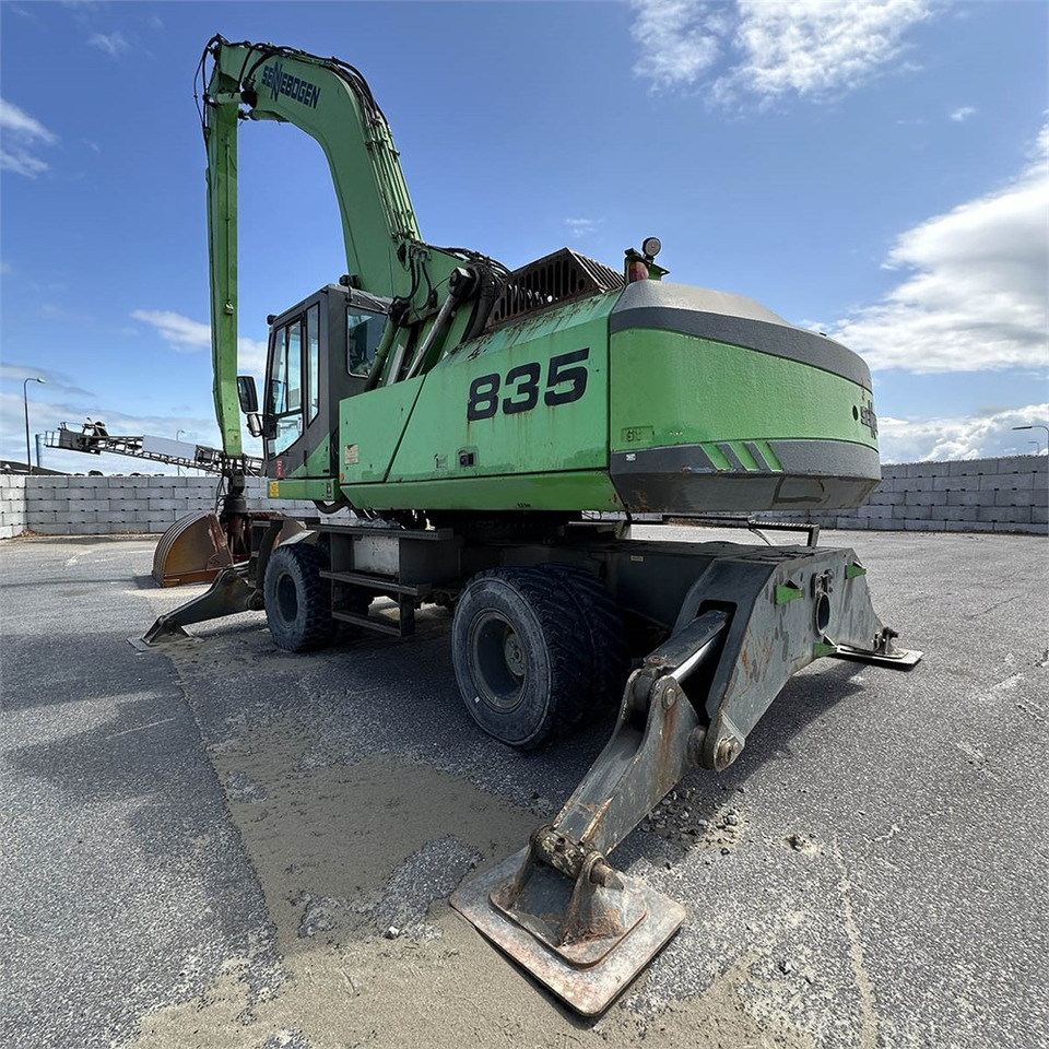 Sennebogen 835M - 垃圾/ 工业叉装车:图5 Sennebogen 835M - 垃圾/ 工业叉装车:图5