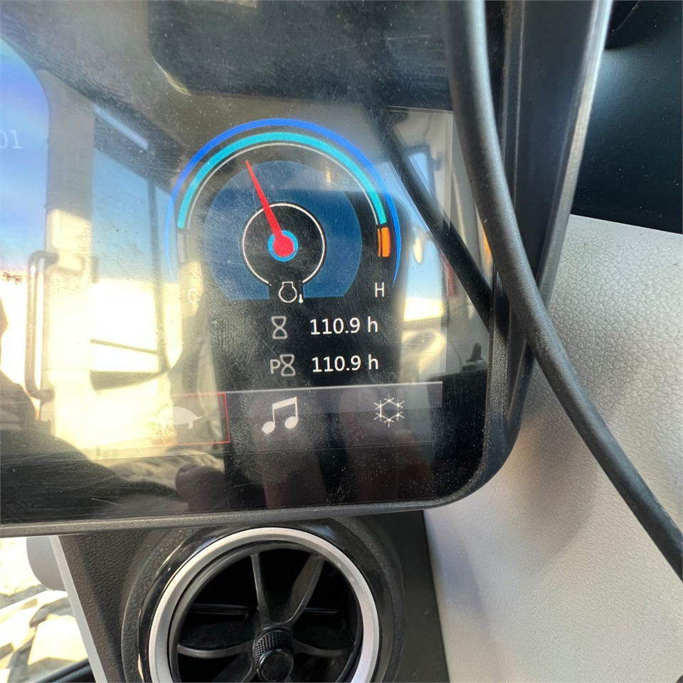 履带式挖掘机 Sunward SWE 90UF:图21 履带式挖掘机 Sunward SWE 90UF:图21