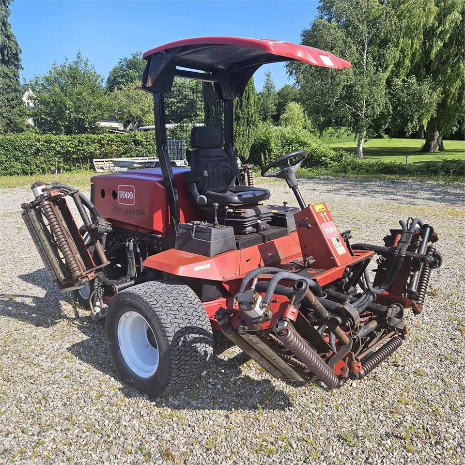 Toro Reelmaster 6700-D - 园林割草机:图1 Toro Reelmaster 6700-D - 园林割草机:图1