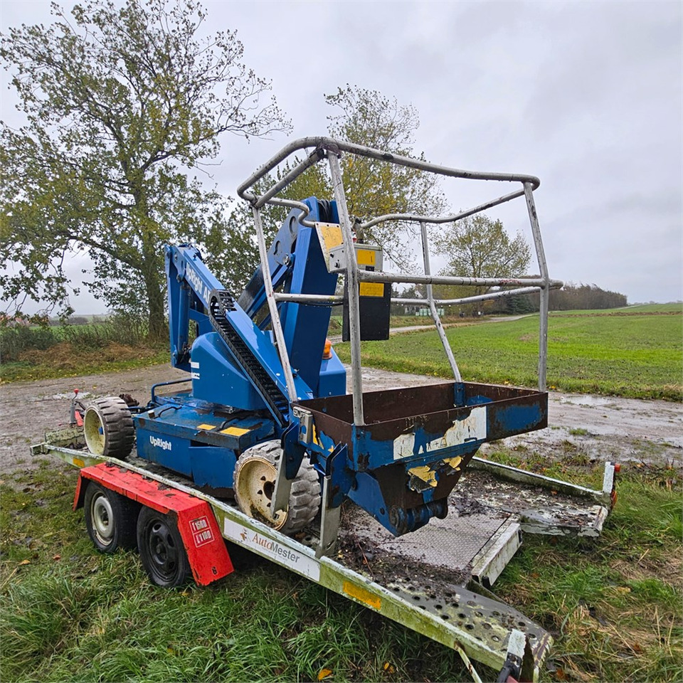 UpRight AB38 - 铰接臂:图4 UpRight AB38 - 铰接臂:图4