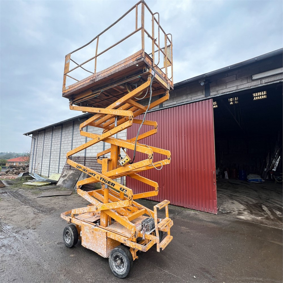 UpRight Tiger F5024-01 - 剪式升降机:图1 UpRight Tiger F5024-01 - 剪式升降机:图1