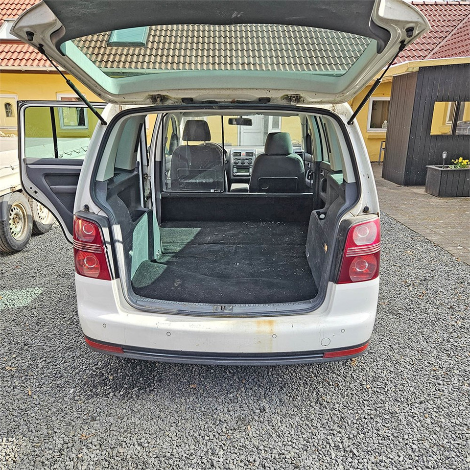 VW Touran Van 2,0 tdi automatisk - 汽车:图5 VW Touran Van 2,0 tdi automatisk - 汽车:图5