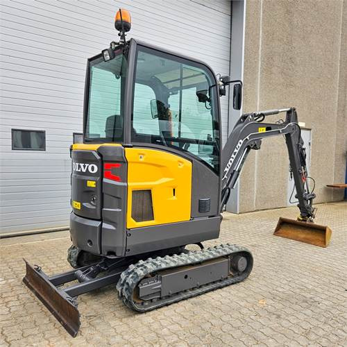 Volvo EC20 E - 小型挖掘机:图5 Volvo EC20 E - 小型挖掘机:图5
