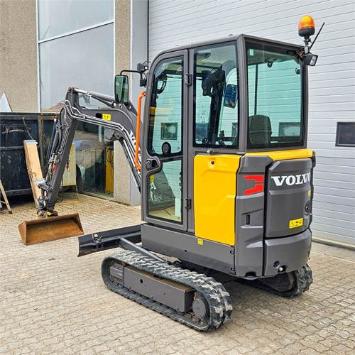 Volvo EC20 E - 小型挖掘机:图3 Volvo EC20 E - 小型挖掘机:图3