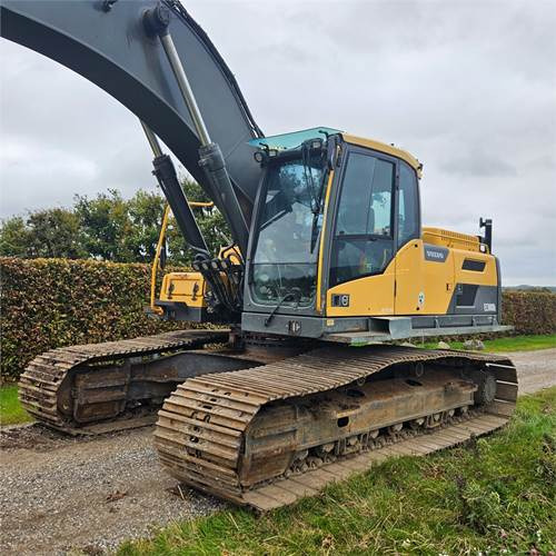 Volvo EC300 DL - 履带式挖掘机:图2 Volvo EC300 DL - 履带式挖掘机:图2