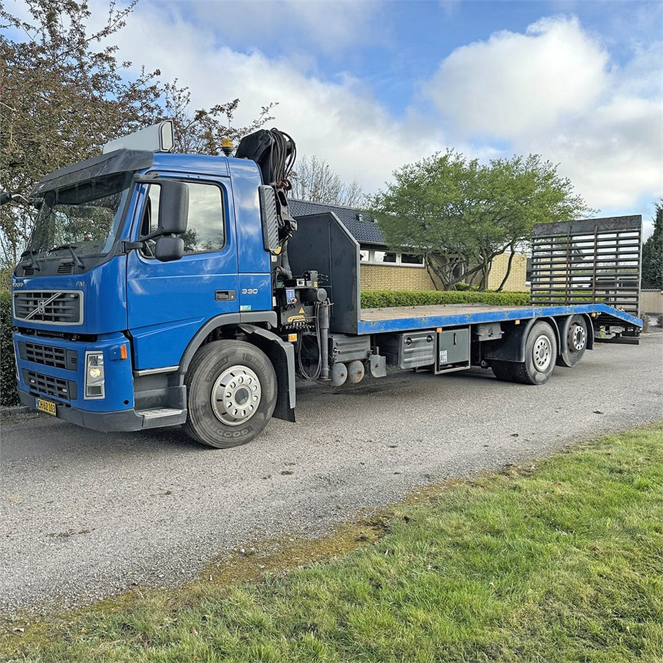 Volvo FM 330 6x2 - 拖吊车:图1 Volvo FM 330 6x2 - 拖吊车:图1