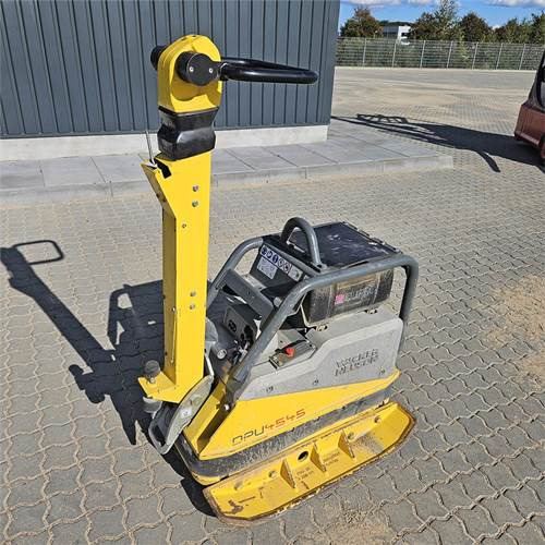 Wacker Neuson DPU 4545 - 振动板:图1 Wacker Neuson DPU 4545 - 振动板:图1
