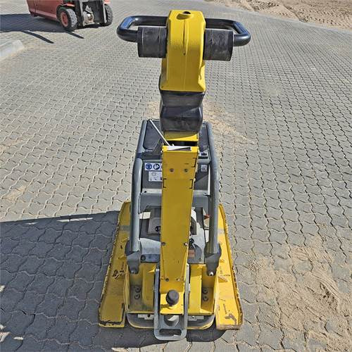 Wacker Neuson DPU 4545 - 振动板:图2 Wacker Neuson DPU 4545 - 振动板:图2