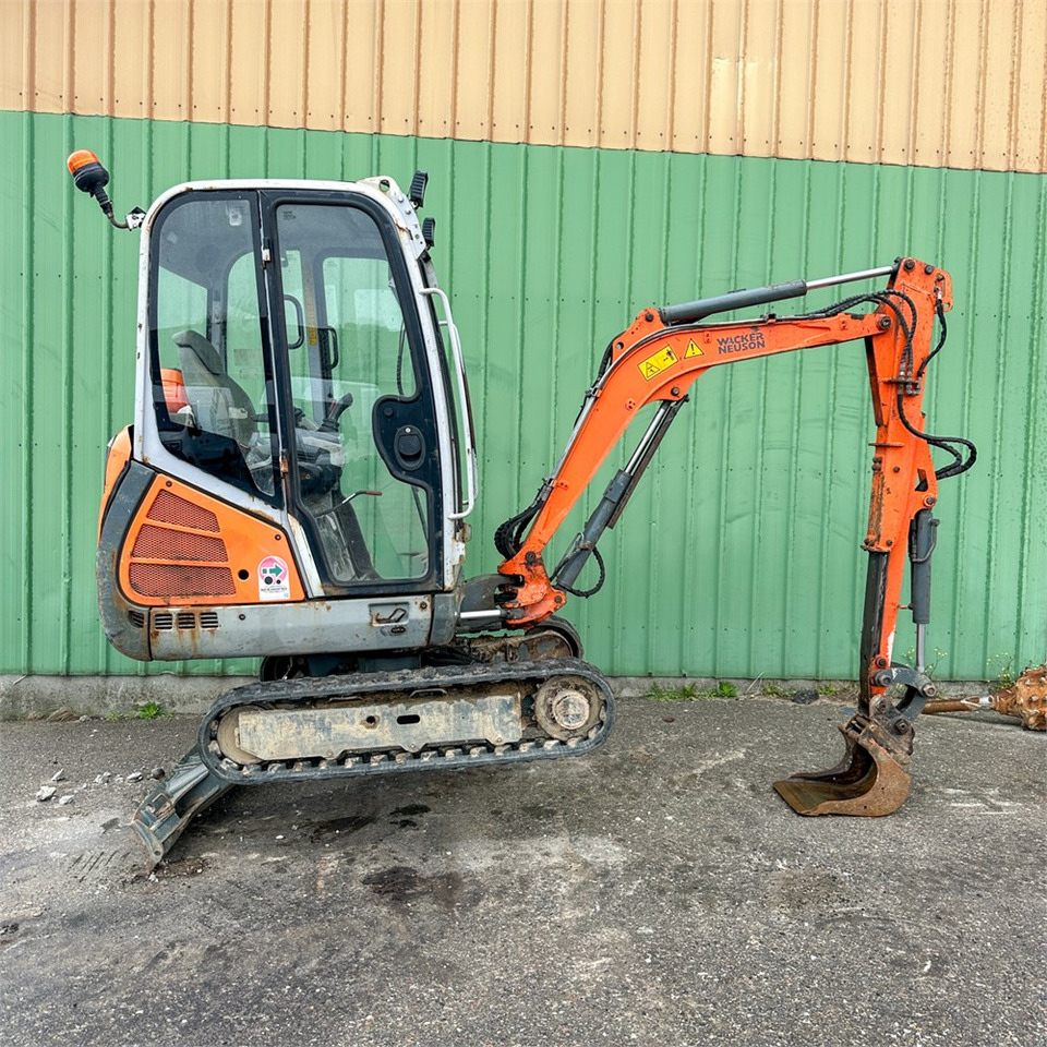 Wacker Neuson ET18 - 小型挖掘机:图3 Wacker Neuson ET18 - 小型挖掘机:图3