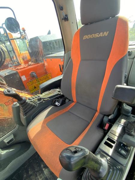 履带式挖掘机 Doosan DX 140 LCR-5：图8