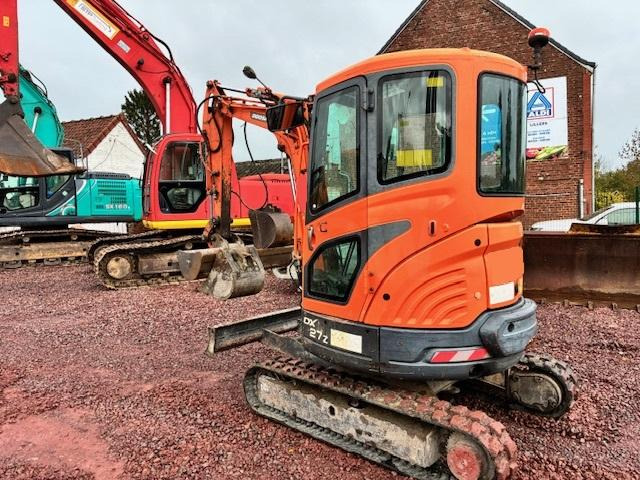 Doosan DX 27 Z - 小型挖掘机:图4 Doosan DX 27 Z - 小型挖掘机:图4