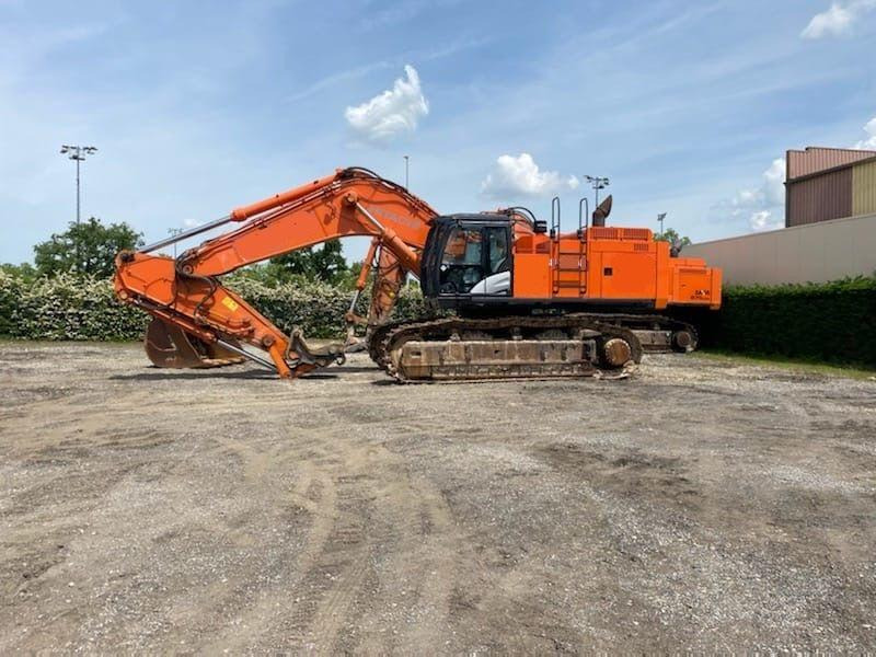 Hitachi ZX 690 - 履带式挖掘机:图1 Hitachi ZX 690 - 履带式挖掘机:图1