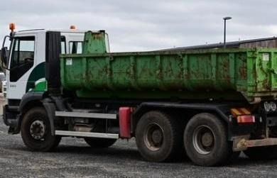 Iveco TRAKKER 380 - 吊钩升降车:图1 Iveco TRAKKER 380 - 吊钩升降车:图1
