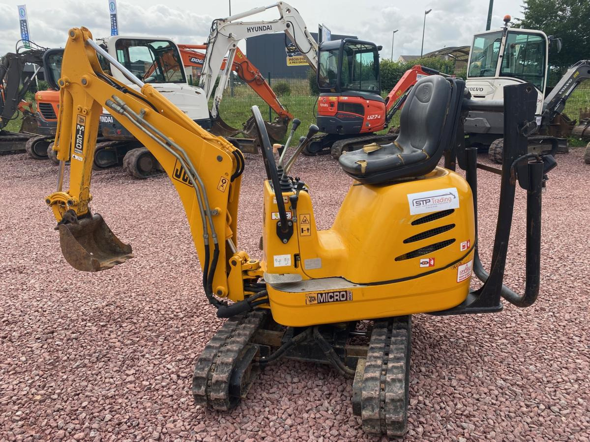 Jcb MICROPELLE 1 TONNE 8008 - 小型挖掘机:图2 Jcb MICROPELLE 1 TONNE 8008 - 小型挖掘机:图2