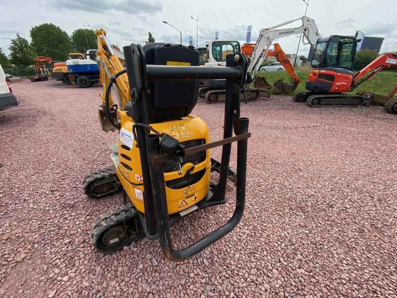 Jcb MICROPELLE 1 TONNE 8010 - 小型挖掘机:图5 Jcb MICROPELLE 1 TONNE 8010 - 小型挖掘机:图5