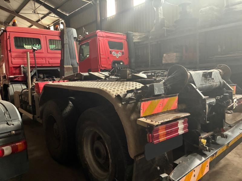 Mercedes 6X4 ACTROS 3341 - 吊钩升降车:图3 Mercedes 6X4 ACTROS 3341 - 吊钩升降车:图3