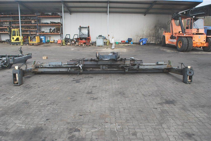 Kalmar 20-40 feet Sidespreader - 材料装卸设备:图3 Kalmar 20-40 feet Sidespreader - 材料装卸设备:图3