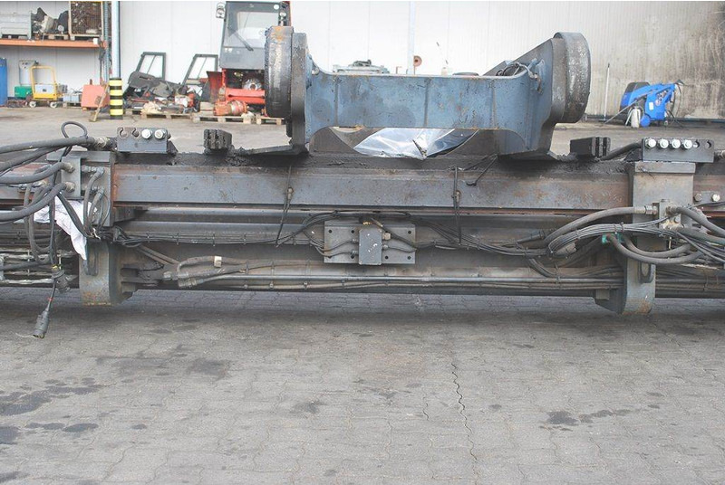 Kalmar 20-40 feet Sidespreader - 材料装卸设备:图5 Kalmar 20-40 feet Sidespreader - 材料装卸设备:图5