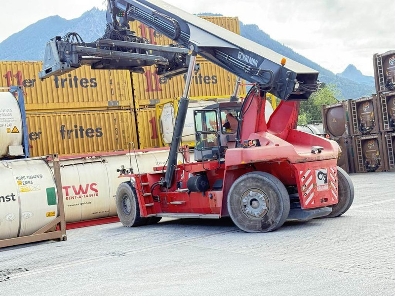 Kalmar DRF400-60C5 - 前移式堆垛机:图3 Kalmar DRF400-60C5 - 前移式堆垛机:图3