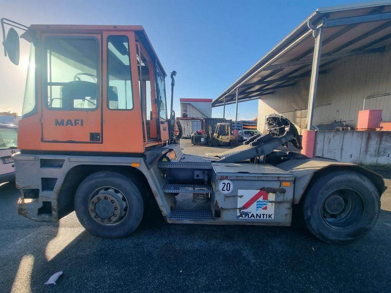 Mafi MT36 4x4DL - 码头牵引车:图4 Mafi MT36 4x4DL - 码头牵引车:图4