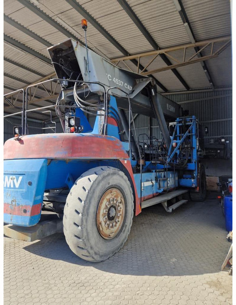 SMV Konecranes SMV SC4537CAX5 - 前移式堆垛机:图3 SMV Konecranes SMV SC4537CAX5 - 前移式堆垛机:图3