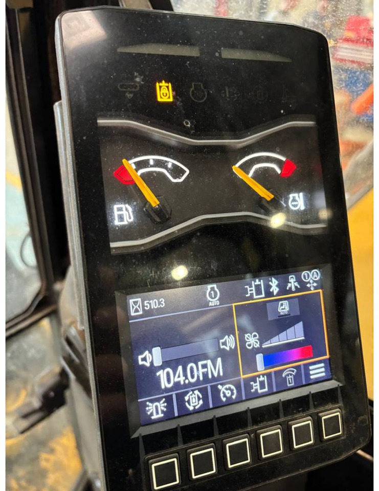 CAT 305 - 履带式挖掘机:图5 CAT 305 - 履带式挖掘机:图5