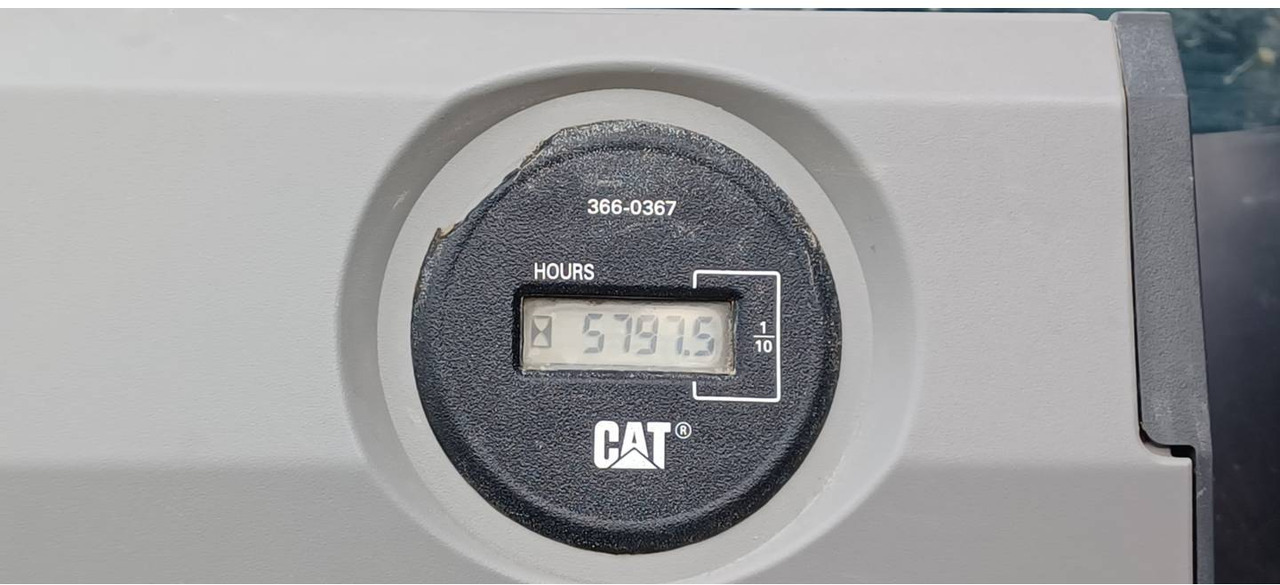 CAT 320F - 履带式挖掘机:图5 CAT 320F - 履带式挖掘机:图5