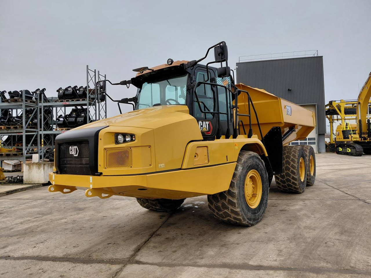 CAT 730 - 铰接式自卸车:图2 CAT 730 - 铰接式自卸车:图2