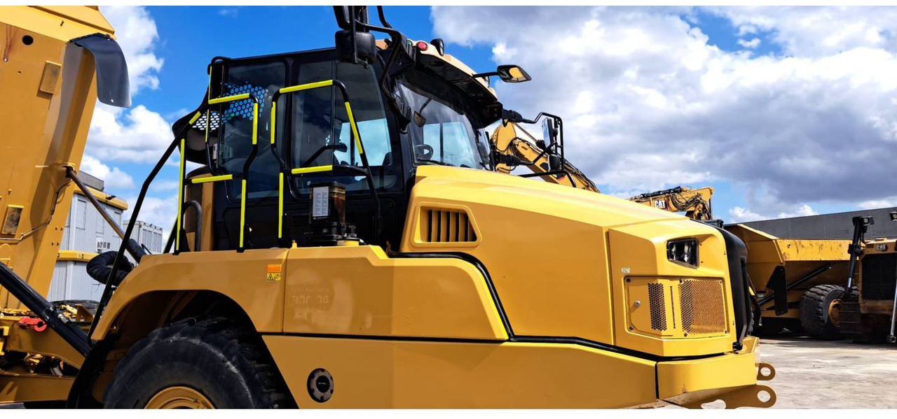 CAT 730 - 铰接式自卸车:图4 CAT 730 - 铰接式自卸车:图4