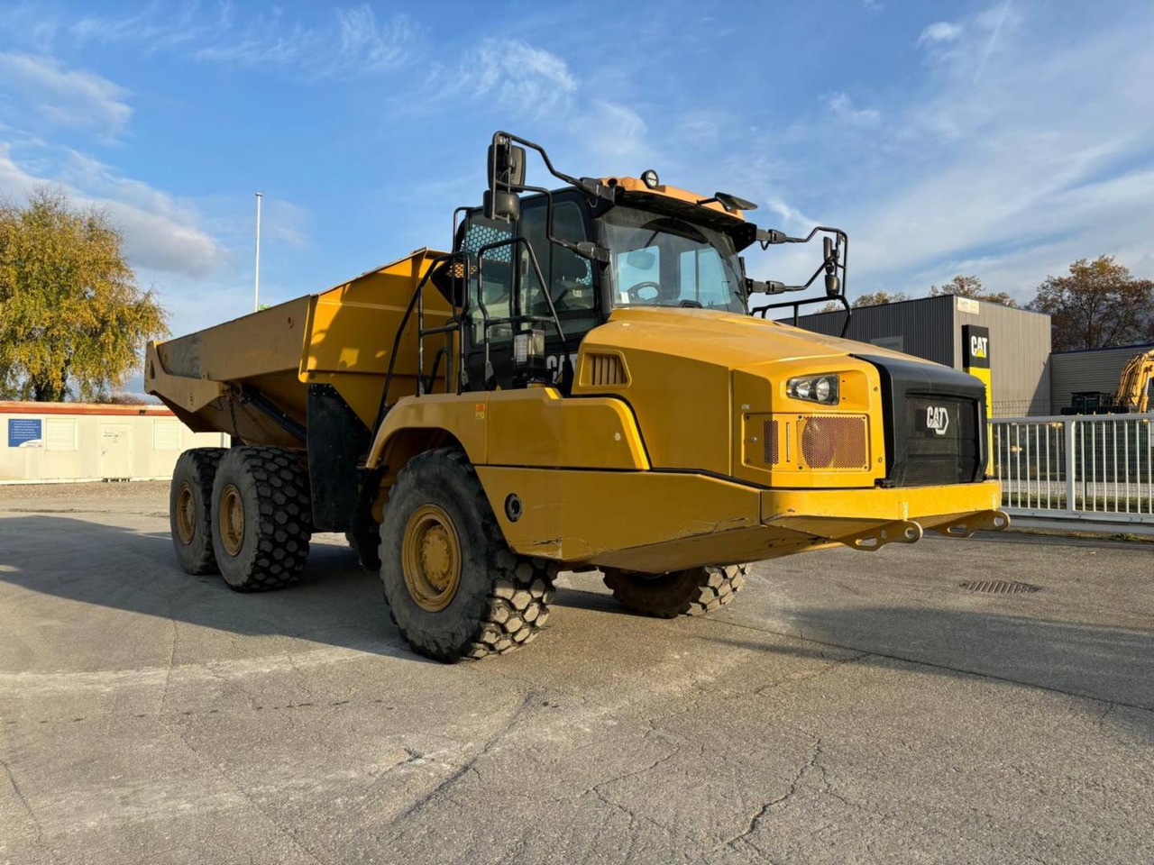 CAT 730 - 铰接式自卸车:图3 CAT 730 - 铰接式自卸车:图3