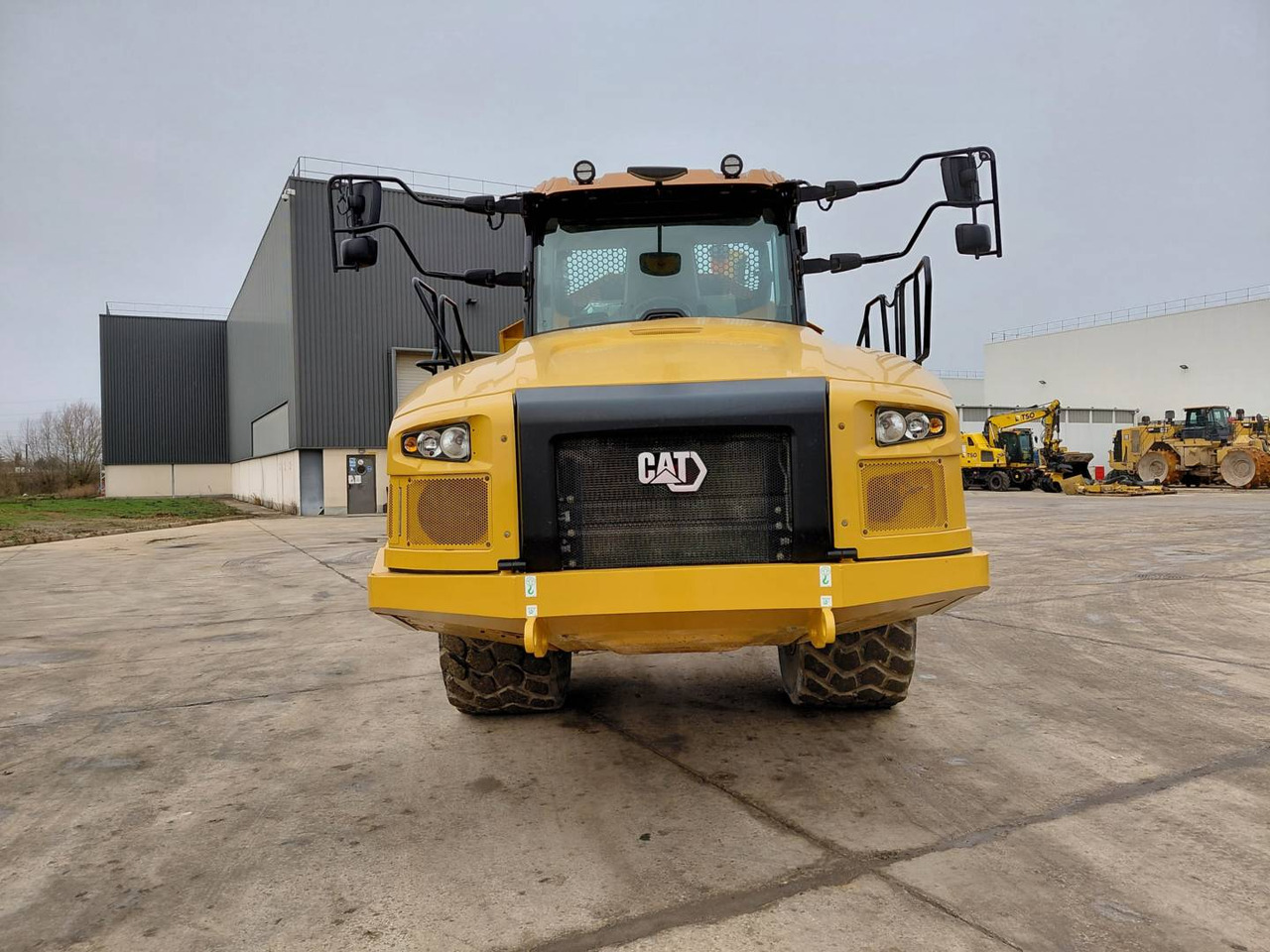 CAT 730 - 铰接式自卸车:图3 CAT 730 - 铰接式自卸车:图3