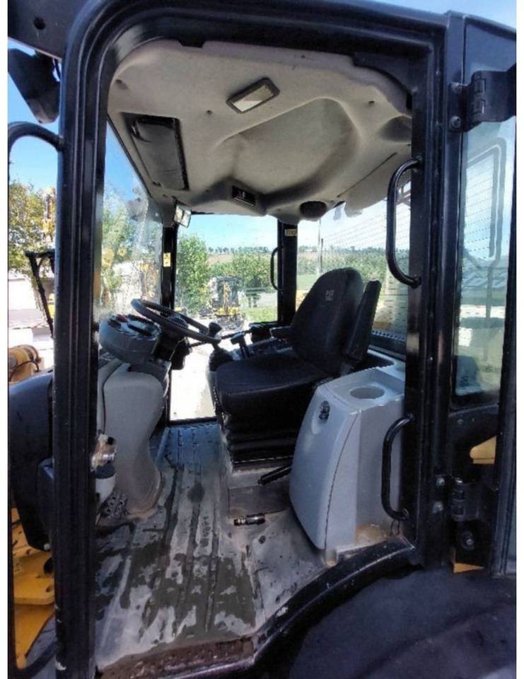 CAT 906H2 - 轮式装载机:图4 CAT 906H2 - 轮式装载机:图4