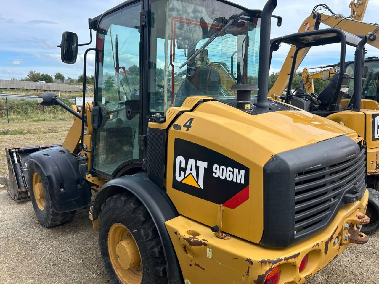 CAT 906M - 轮式装载机:图4 CAT 906M - 轮式装载机:图4