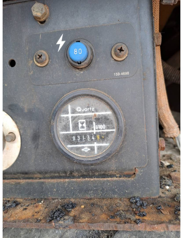 CAT AP300 - 沥青铺路机:图5 CAT AP300 - 沥青铺路机:图5