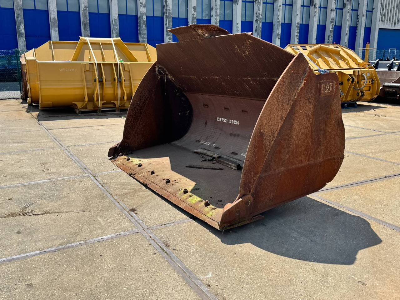 CAT BUCKET GP / 5 CU M / FOR FUSION COUPLER - 铲斗:图1 CAT BUCKET GP / 5 CU M / FOR FUSION COUPLER - 铲斗:图1