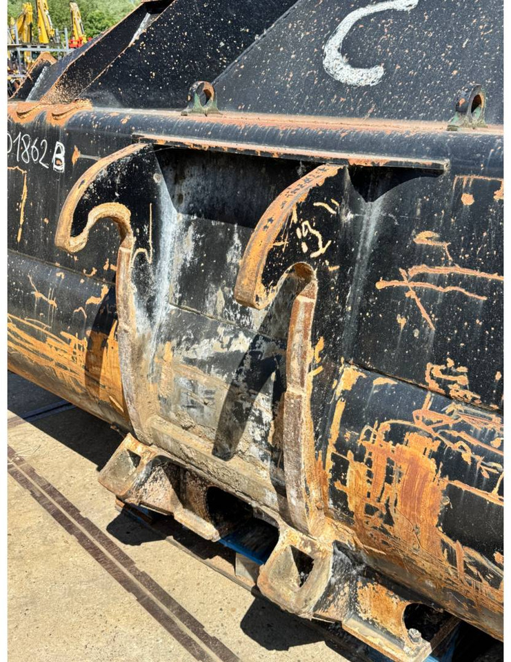 CAT GP BUCKET/ 4.6M3 / WITH FUSION QUICK COUPLER - 铲斗:图5 CAT GP BUCKET/ 4.6M3 / WITH FUSION QUICK COUPLER - 铲斗:图5