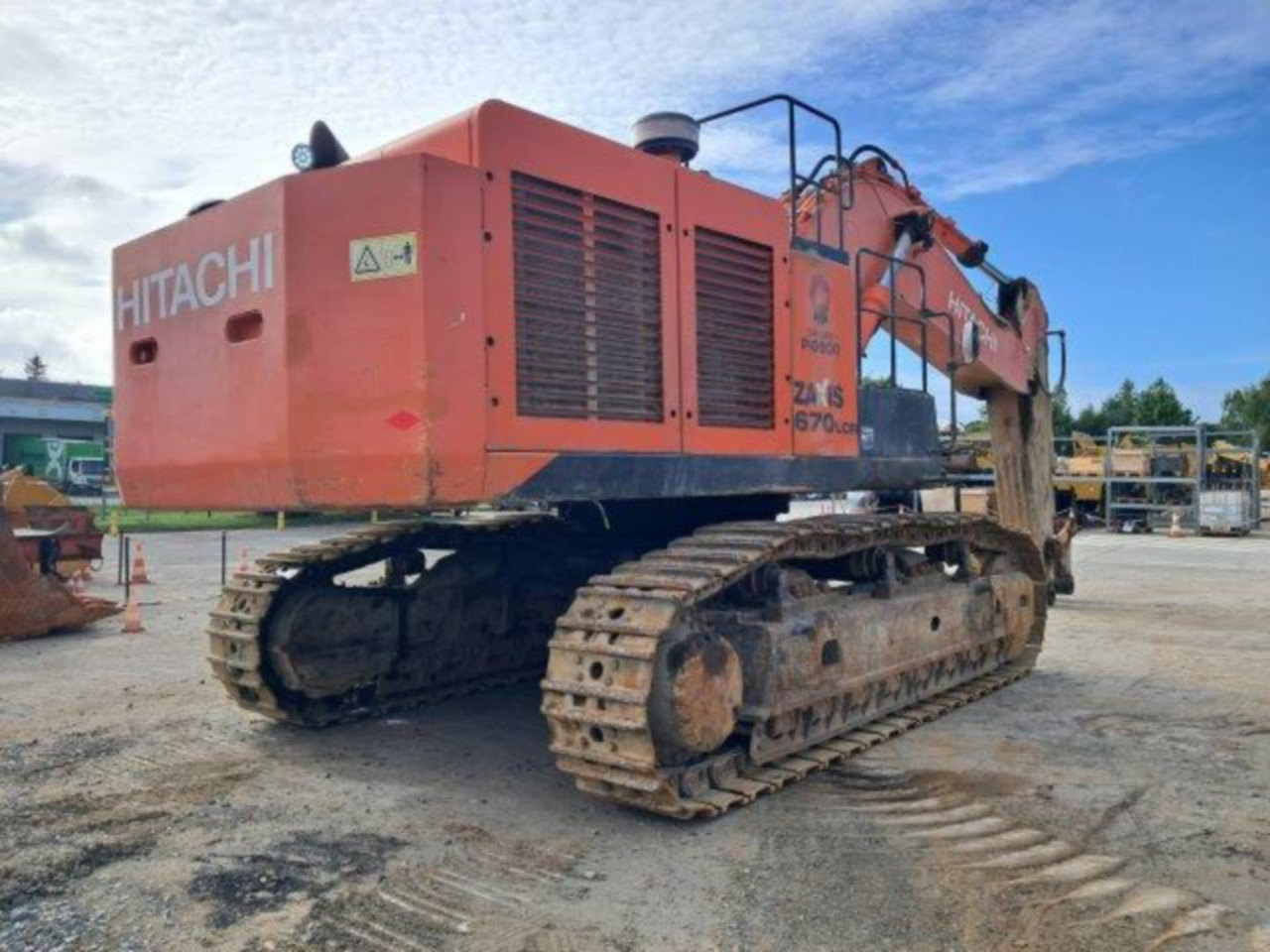 HITACHI ZX 670 45 - 履带式挖掘机:图3 HITACHI ZX 670 45 - 履带式挖掘机:图3