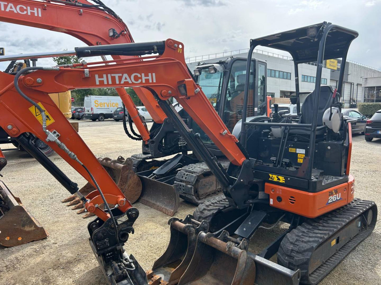HITACHI ZX26U-6 - 履带式挖掘机:图1 HITACHI ZX26U-6 - 履带式挖掘机:图1
