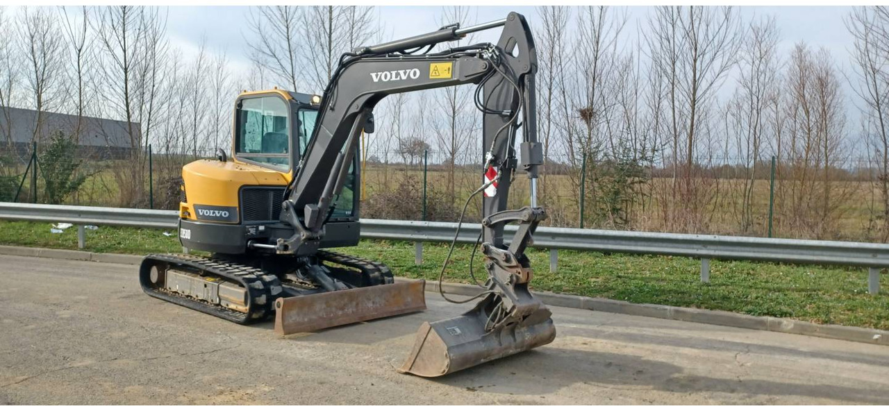VOLVO CONSTRUCTION EQUIPMENT ECR58D - 履带式挖掘机:图2 VOLVO CONSTRUCTION EQUIPMENT ECR58D - 履带式挖掘机:图2