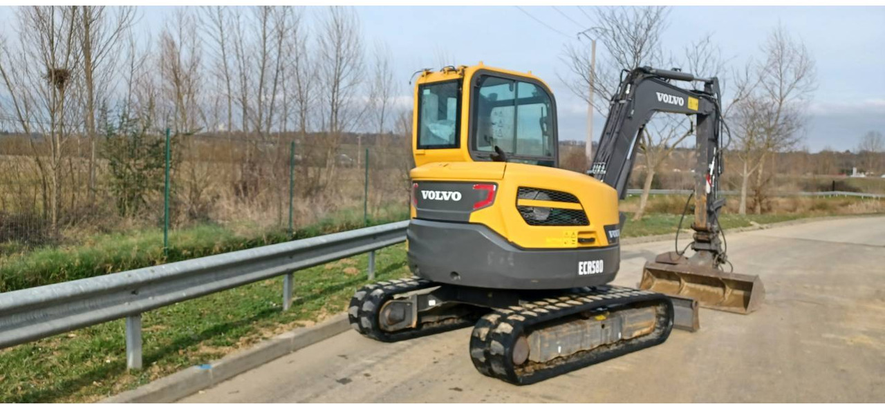 VOLVO CONSTRUCTION EQUIPMENT ECR58D - 履带式挖掘机:图3 VOLVO CONSTRUCTION EQUIPMENT ECR58D - 履带式挖掘机:图3