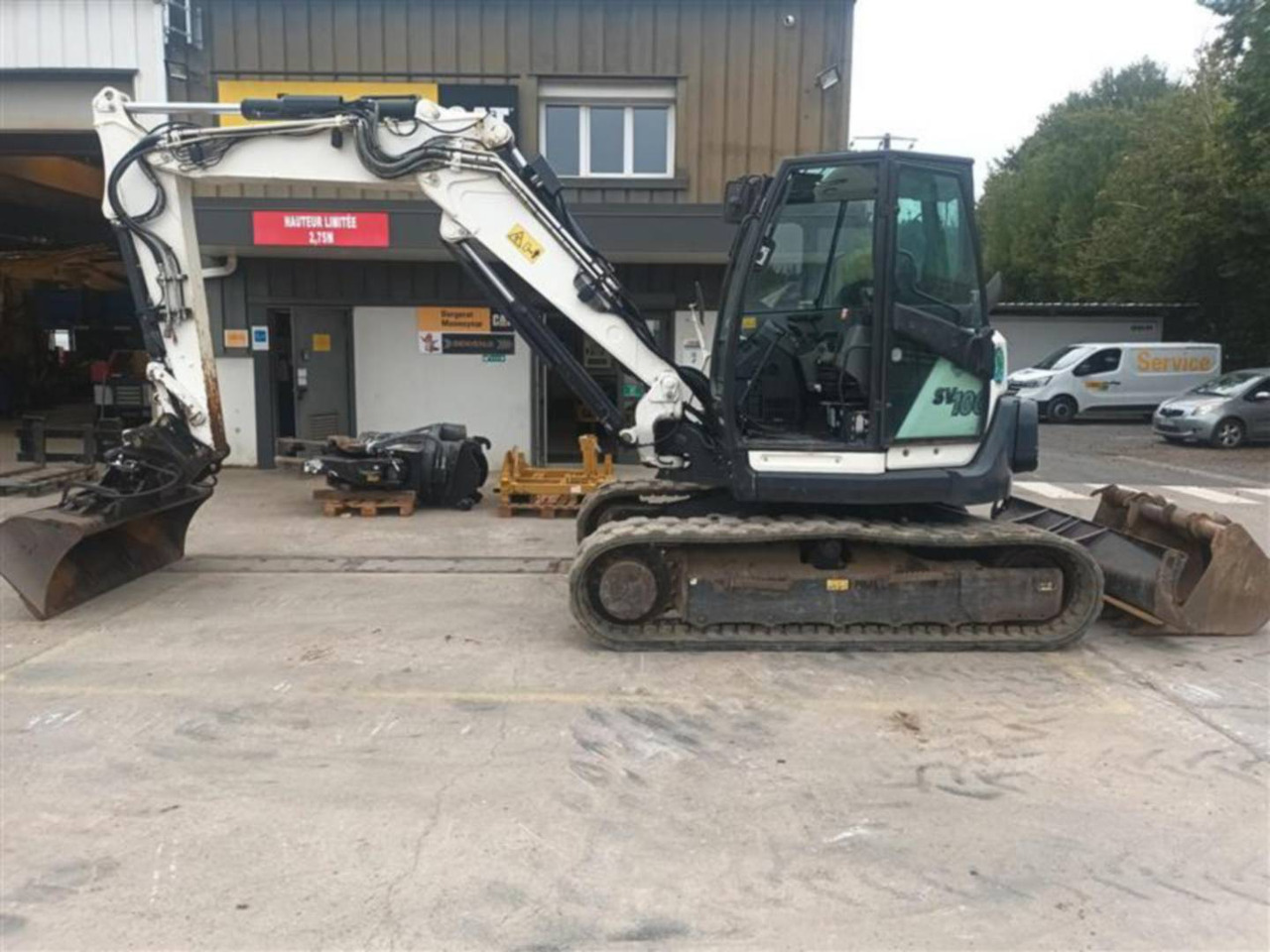 YANMAR SV100 - 履带式挖掘机:图1 YANMAR SV100 - 履带式挖掘机:图1