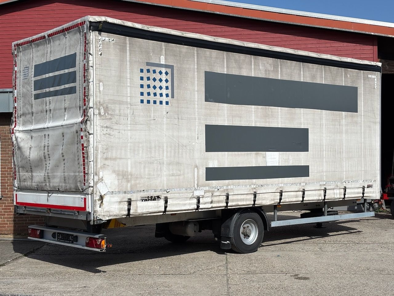Tang 1achs Edscha, Schiebeplane 7,25m - 侧帘拖车:图2 Tang 1achs Edscha, Schiebeplane 7,25m - 侧帘拖车:图2