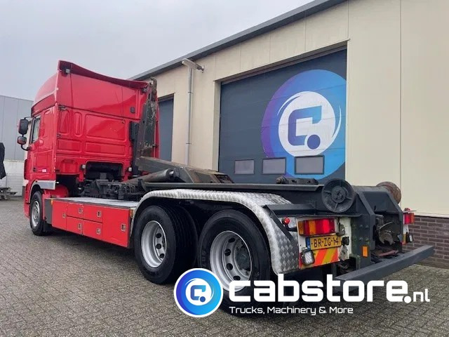 DAF XF 105 .460 FAS Euro 5 - Haakarmsysteem - Hooklift - Abrolkipper - Year 2006 - ANALOG TACHO - TUV 05-2025 - 吊钩升降车:图4 DAF XF 105 .460 FAS Euro 5 - Haakarmsysteem - Hooklift - Abrolkipper - Year 2006 - ANALOG TACHO - TUV 05-2025 - 吊钩升降车:图4