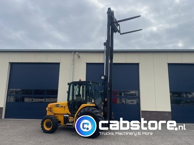 JCB 930 Off-Road forklift - Ruwterrein heftruck -Bouwjaar 2008 - 4x4 - 4WD - Side shift - Vorkverstelling - 550 cm hefhoogte - 越野叉车:图3 JCB 930 Off-Road forklift - Ruwterrein heftruck -Bouwjaar 2008 - 4x4 - 4WD - Side shift - Vorkverstelling - 550 cm hefhoogte - 越野叉车:图3