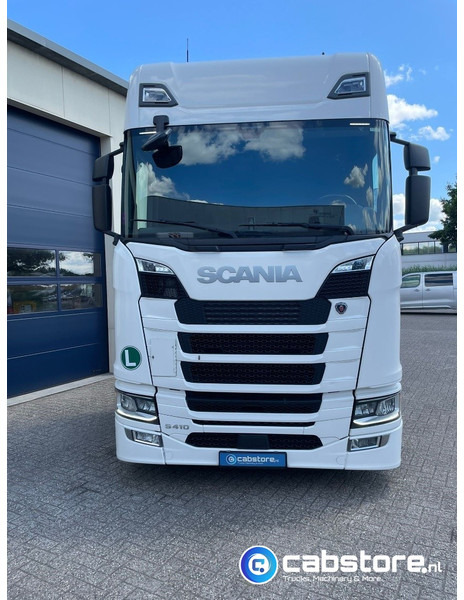 Scania S410 A 4x2 EB Euro 6 - MEGA VOLUME - RETARDER - Bouwjaar 2018 - S-Highline - Km 822.505 - Differentieelslot - 牵引车:图3 Scania S410 A 4x2 EB Euro 6 - MEGA VOLUME - RETARDER - Bouwjaar 2018 - S-Highline - Km 822.505 - Differentieelslot - 牵引车:图3