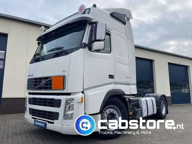 Volvo FH 400 4X2 Euro 5 - VEB+ Brake - Globetrotter - I-Shift - 2 tanks - Bouwjaar 2007 - Km 1.097.798 - 牵引车:图2 Volvo FH 400 4X2 Euro 5 - VEB+ Brake - Globetrotter - I-Shift - 2 tanks - Bouwjaar 2007 - Km 1.097.798 - 牵引车:图2