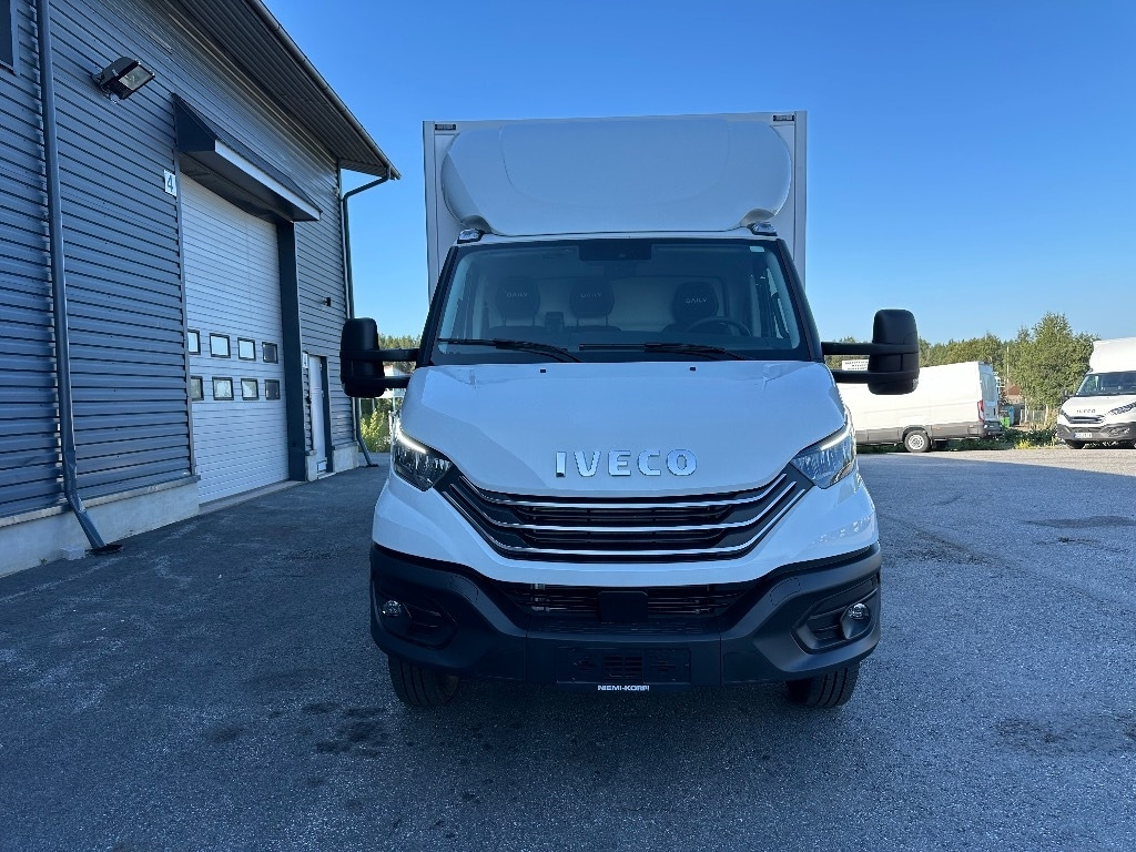 Iveco Daily 72C18 A8 - 厢式货车:图2 Iveco Daily 72C18 A8 - 厢式货车:图2